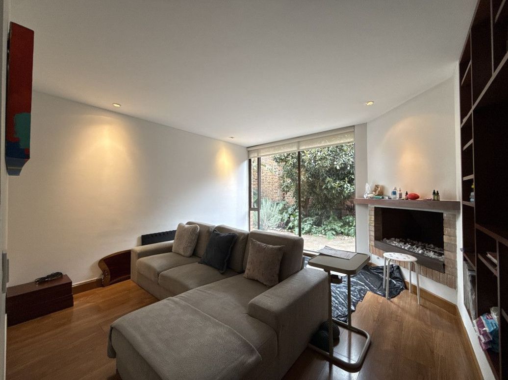 Casa de 3 alcobas en venta en Santa Barbara Alta, Bogotá, 325 m² · foto 10 de 20