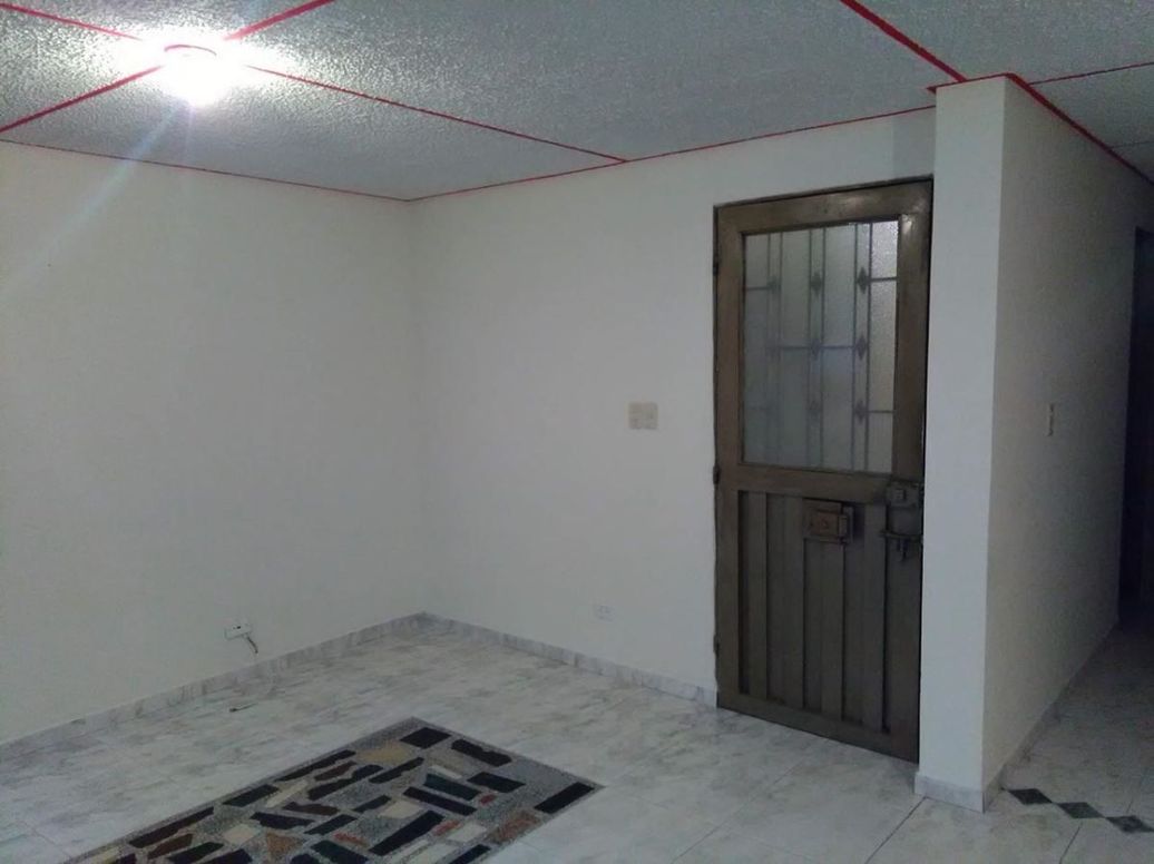Casa de 9 alcobas en venta en Granjas Del Dorado, Bogotá, 290 m² · foto 11 de 19