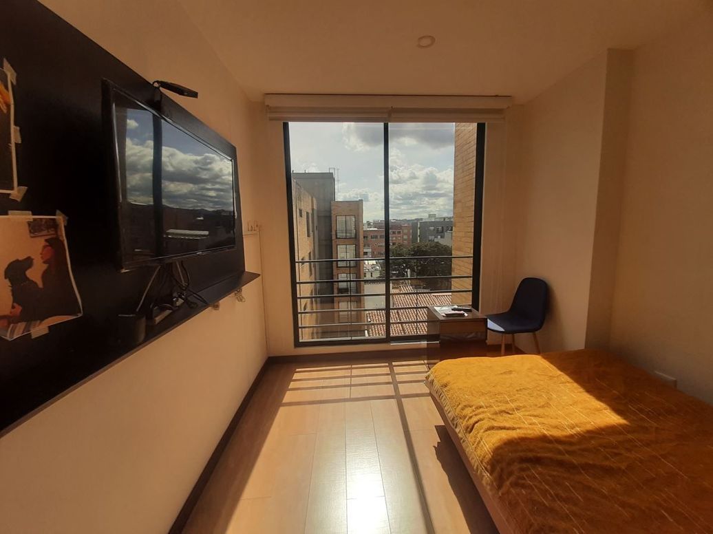 Apartamento de 2 alcobas en arriendo en Country Club, Bogotá, 71 m² · foto 12 de 15