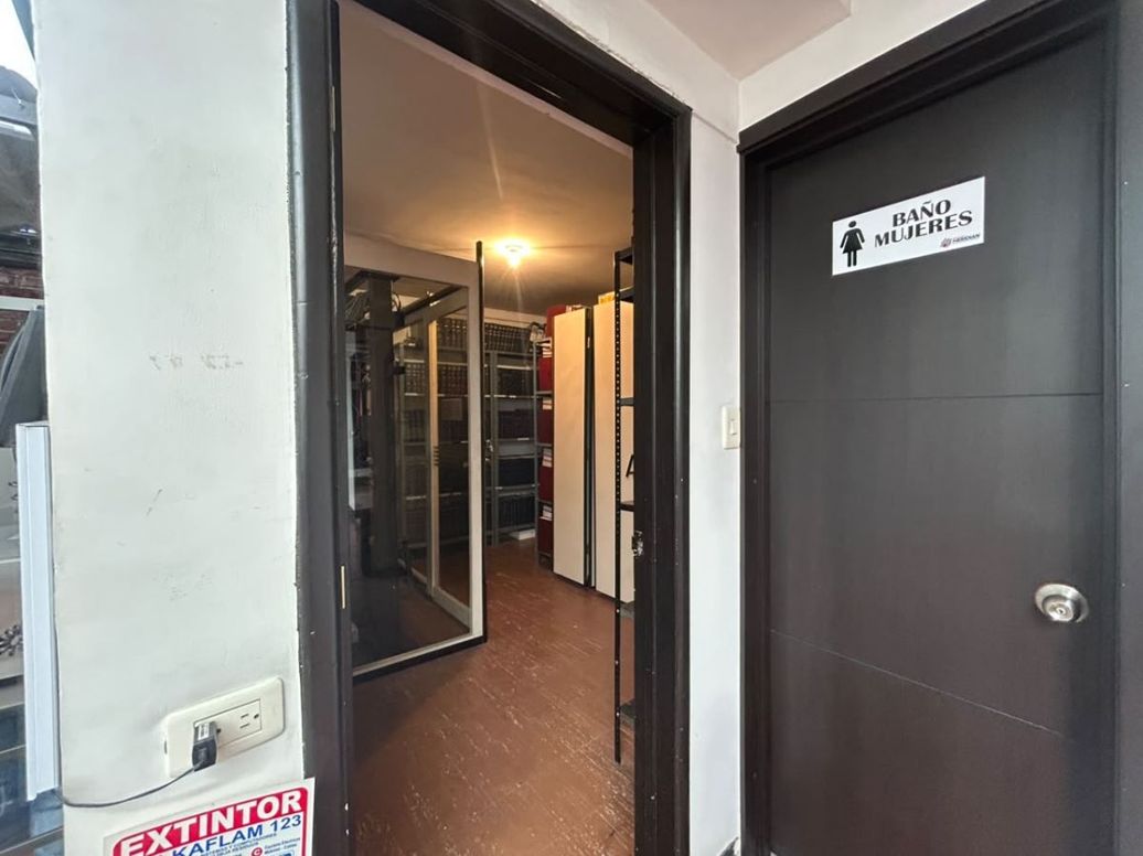 Casa de 7 alcobas en venta en La Soledad, Bogotá, 300 m² · foto 8 de 20