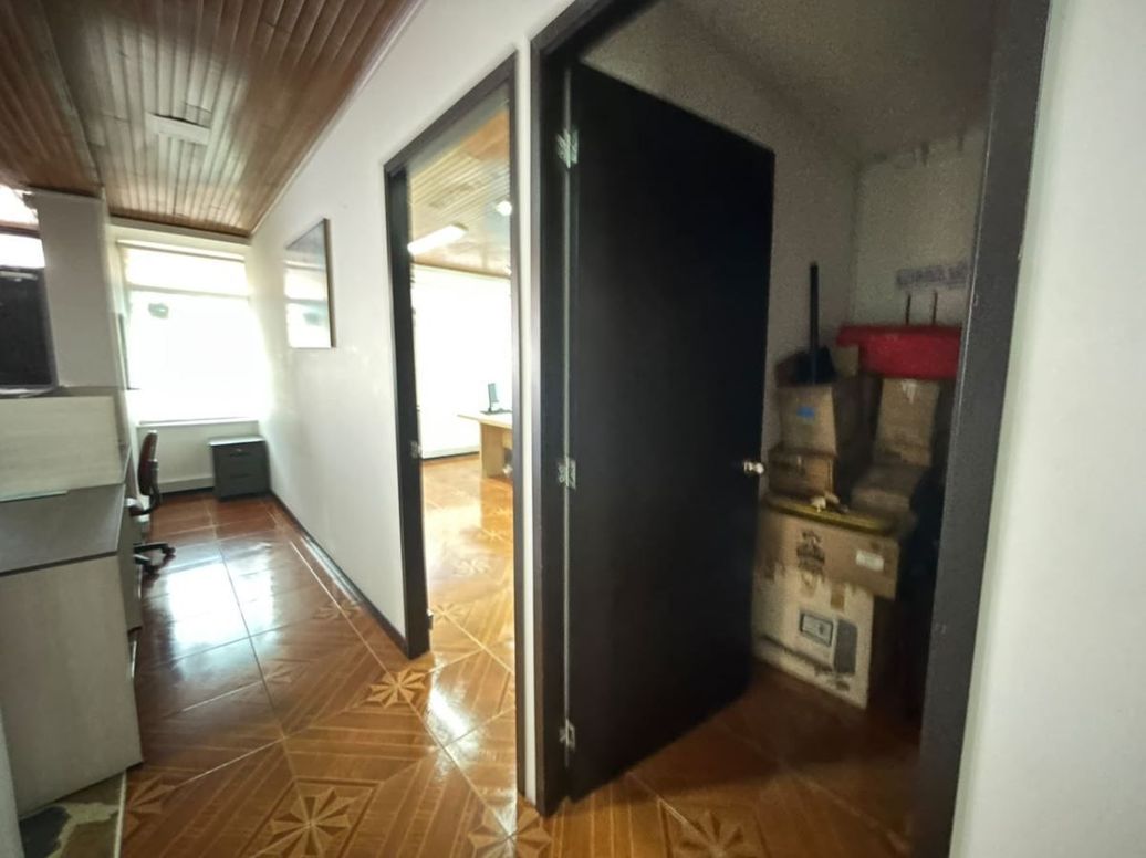 Casa de 7 alcobas en venta en La Soledad, Bogotá, 300 m² · foto 4 de 20