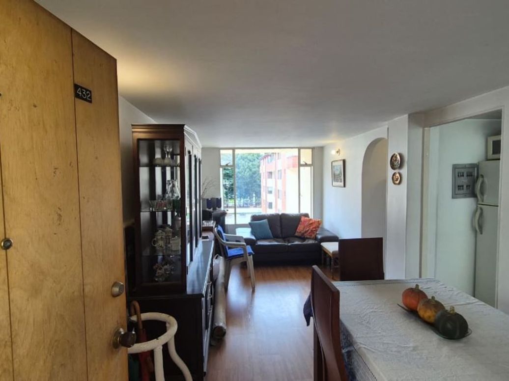 Apartamento de 2 alcobas en arriendo en Santa Teresa, Bogotá, 46 m² · foto 3 de 20