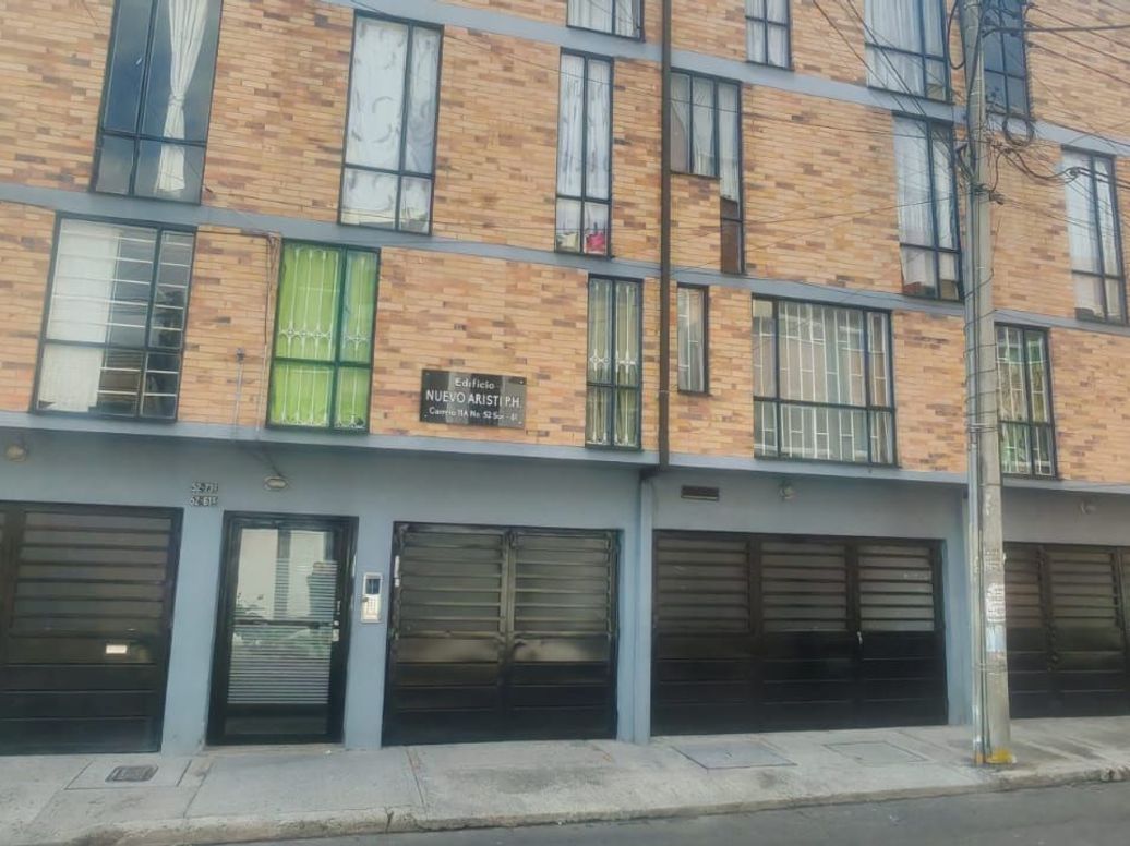 Apartamento de 2 alcobas en venta en Abraham Lincoln, Bogotá, 47 m² · foto 9 de 20
