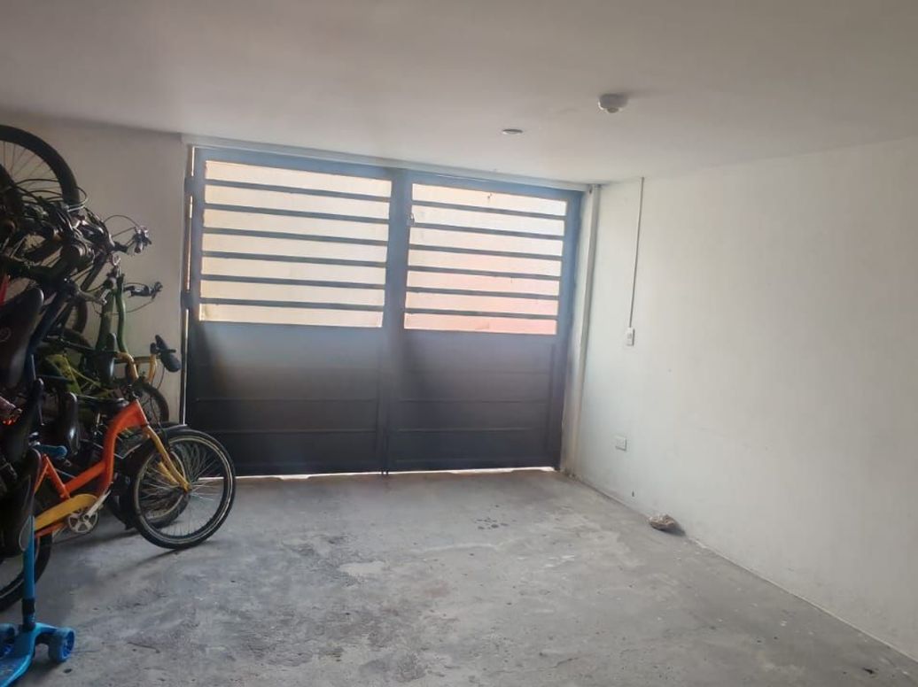 Apartamento de 2 alcobas en venta en Abraham Lincoln, Bogotá, 47 m² · foto 3 de 20