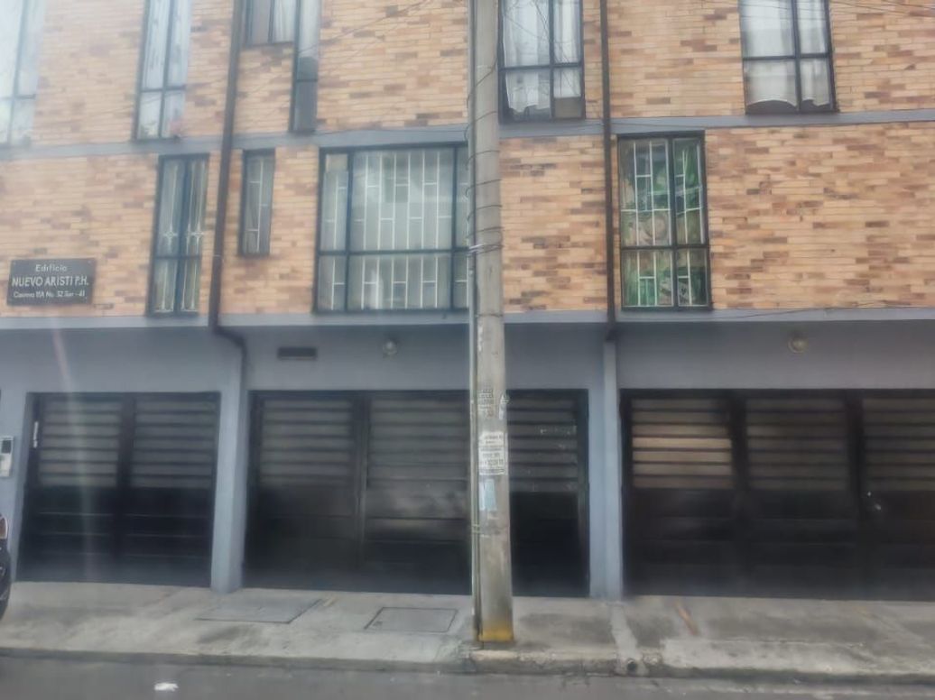 Apartamento de 2 alcobas en venta en Abraham Lincoln, Bogotá, 47 m² · foto 5 de 20