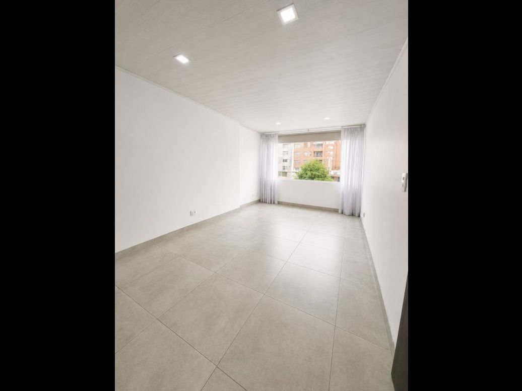 Apartamento de 1 alcoba en venta en Chapinero Alto, Bogotá, 58 m² · foto 5 de 9