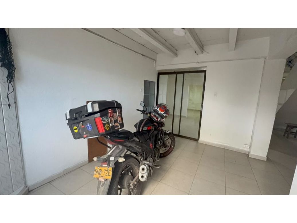 Casa de 4 alcobas en venta en La Rosita, Bogotá, 144 m² · foto 3 de 20