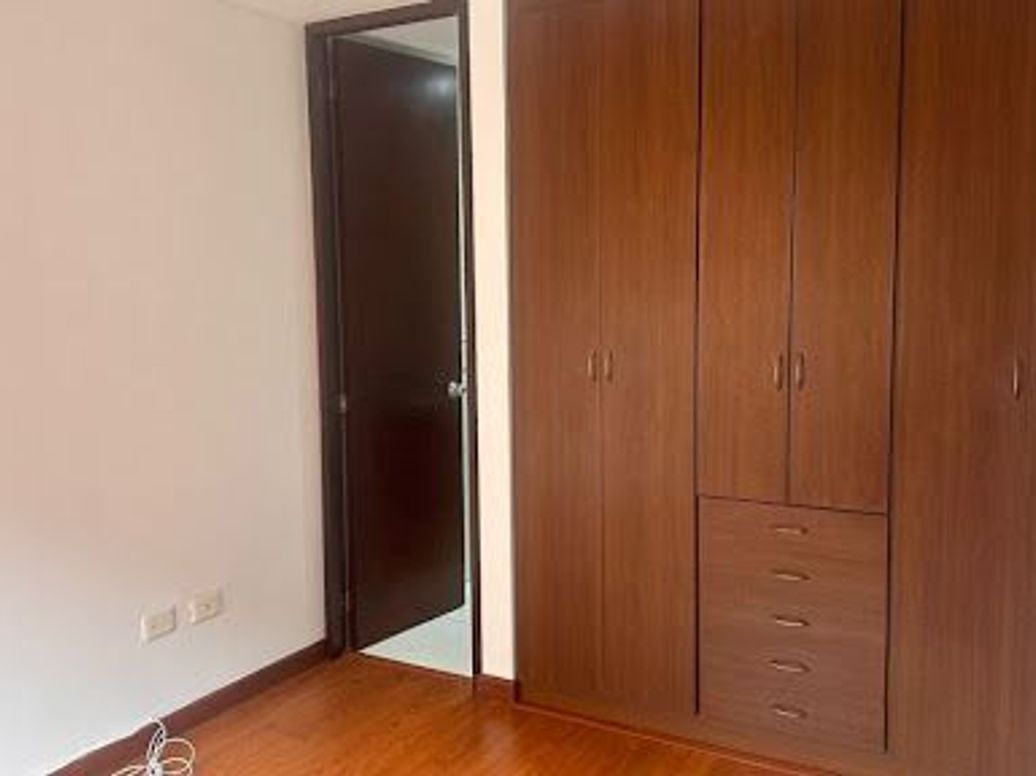 Apartaestudio en arriendo en Santa Barbara Occidental, Bogotá, 36 m² · foto 9 de 14