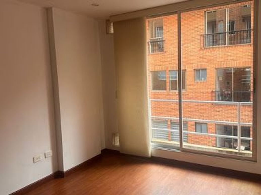 Apartaestudio en arriendo en Santa Barbara Occidental, Bogotá, 36 m² · foto 8 de 14