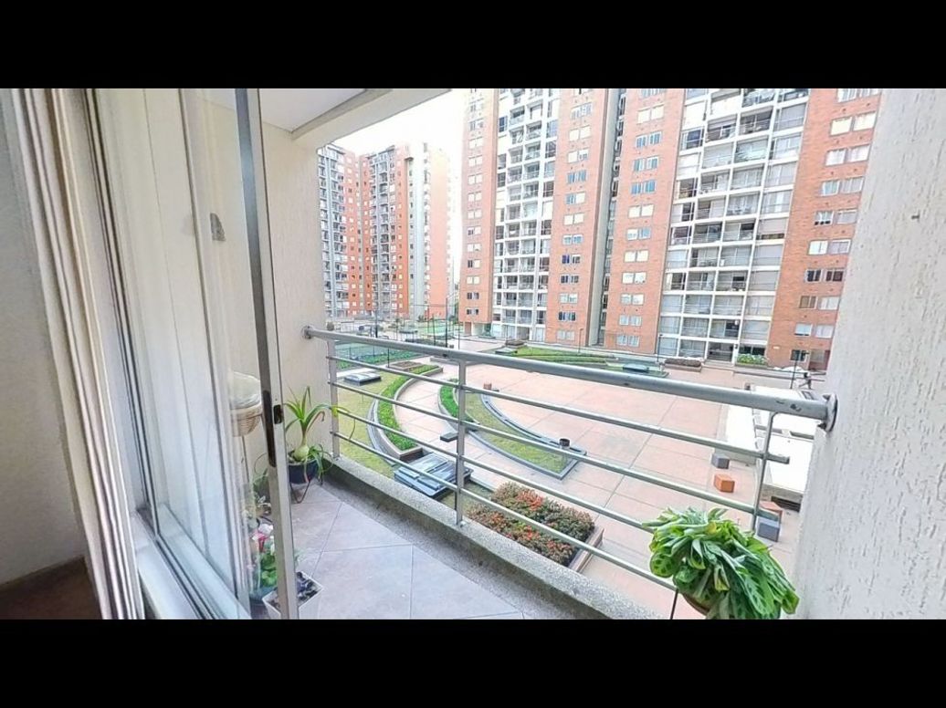 Apartamento de 3 alcobas en venta en La Floresta, Bogotá, 91 m² · foto 6 de 20