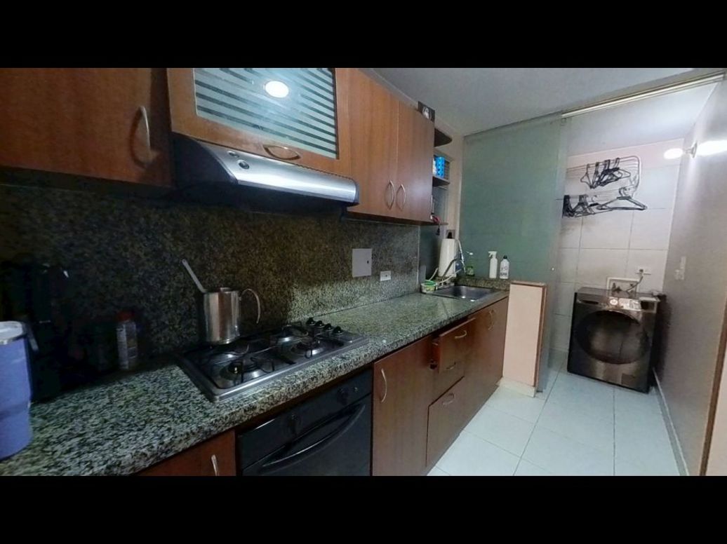 Apartamento de 3 alcobas en venta en La Floresta, Bogotá, 91 m² · foto 3 de 20