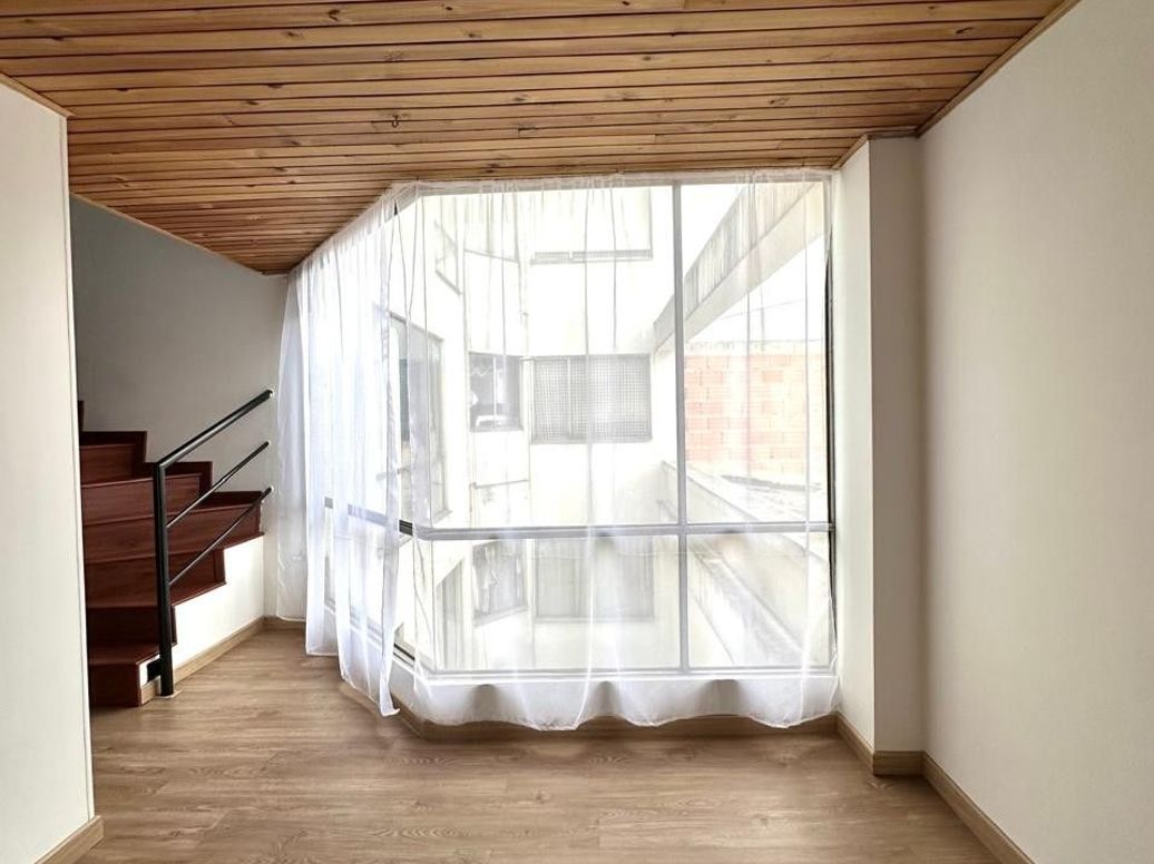 Apartamento de 2 alcobas en venta en El Laurel, Bogotá, 30 m² · foto 6 de 20