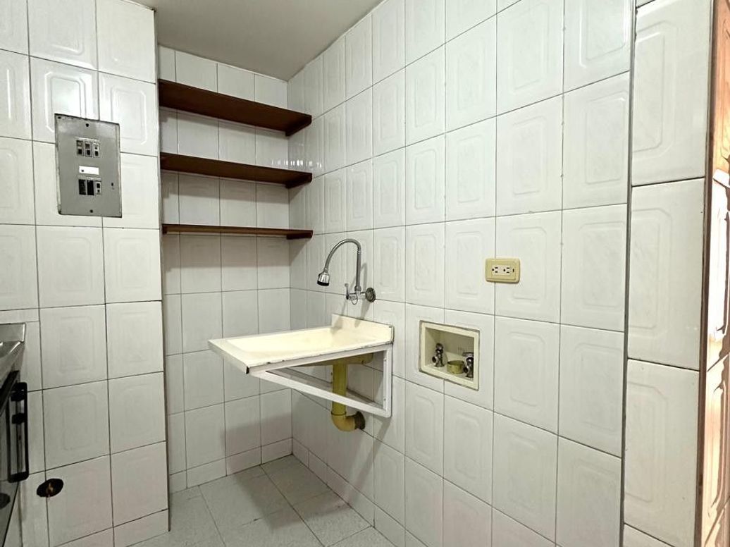Apartamento de 2 alcobas en venta en El Laurel, Bogotá, 30 m² · foto 8 de 20
