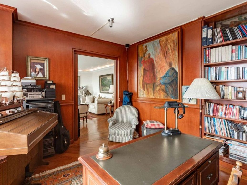 Apartamento de 4 alcobas en venta en El Refugio, Bogotá, 288 m² · foto 17 de 20