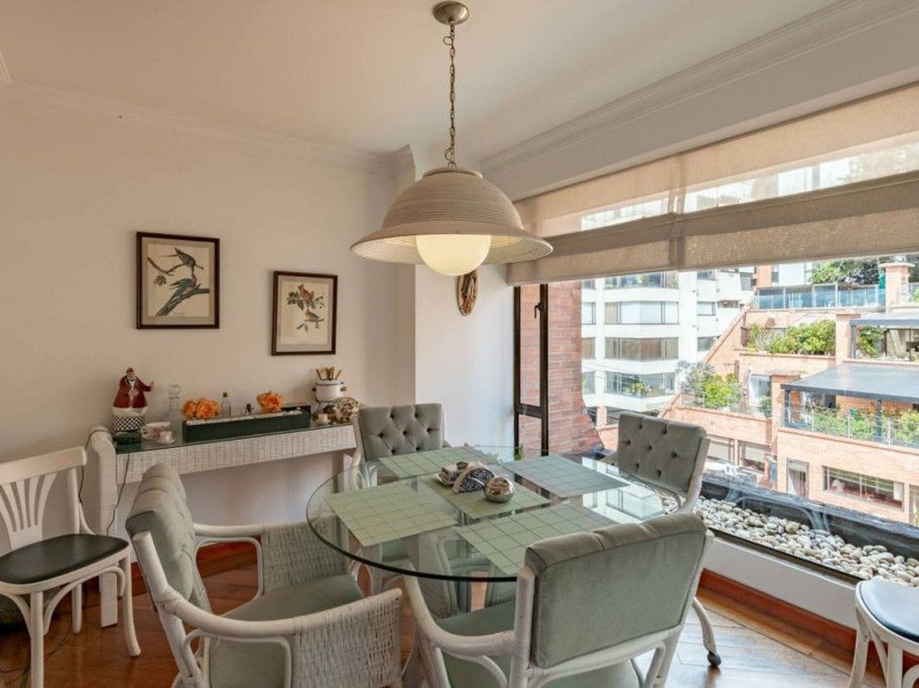 Apartamento de 4 alcobas en venta en El Refugio, Bogotá, 288 m² · foto 15 de 20