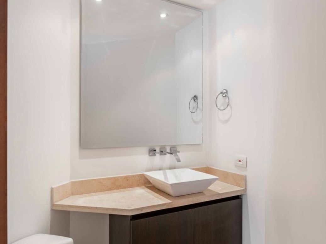 Apartamento de 3 alcobas en venta en Molinos Norte, Bogotá, 138 m² · foto 8 de 17