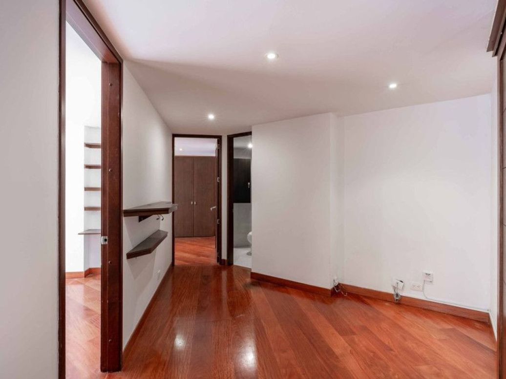 Apartamento de 3 alcobas en venta en Molinos Norte, Bogotá, 138 m² · foto 11 de 17