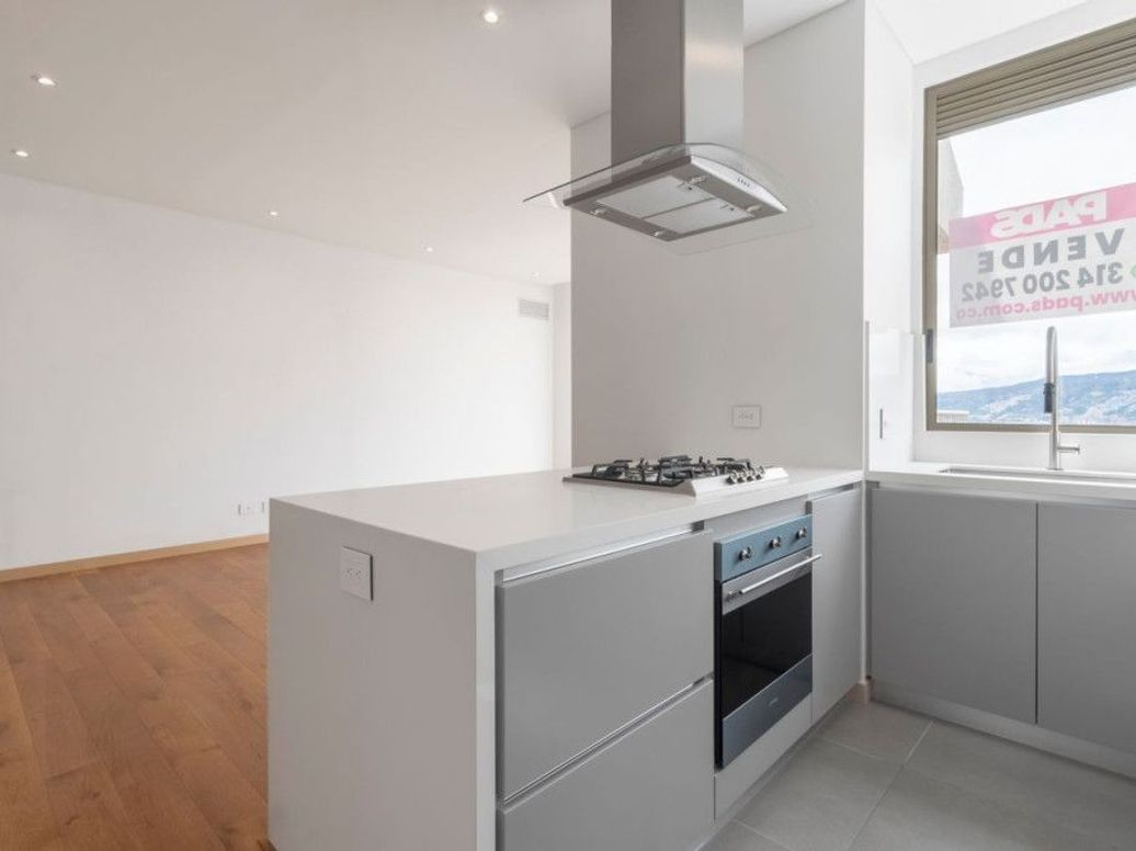 Apartamento de 3 alcobas en venta en Niza Suba, Bogotá, 156 m² · foto 5 de 20