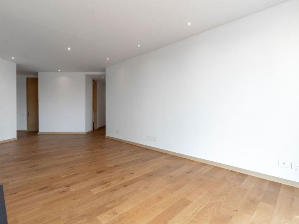 Apartamento de 3 alcobas en venta en Niza Suba, Bogotá, 156 m² · foto 8 de 20