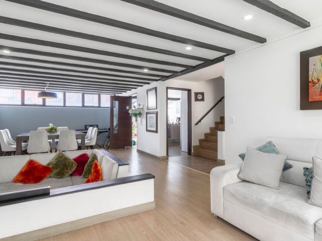 Casa de 4 alcobas en venta en Ciudad Jardín Norte, Bogotá, 196 m² · foto 4 de 20