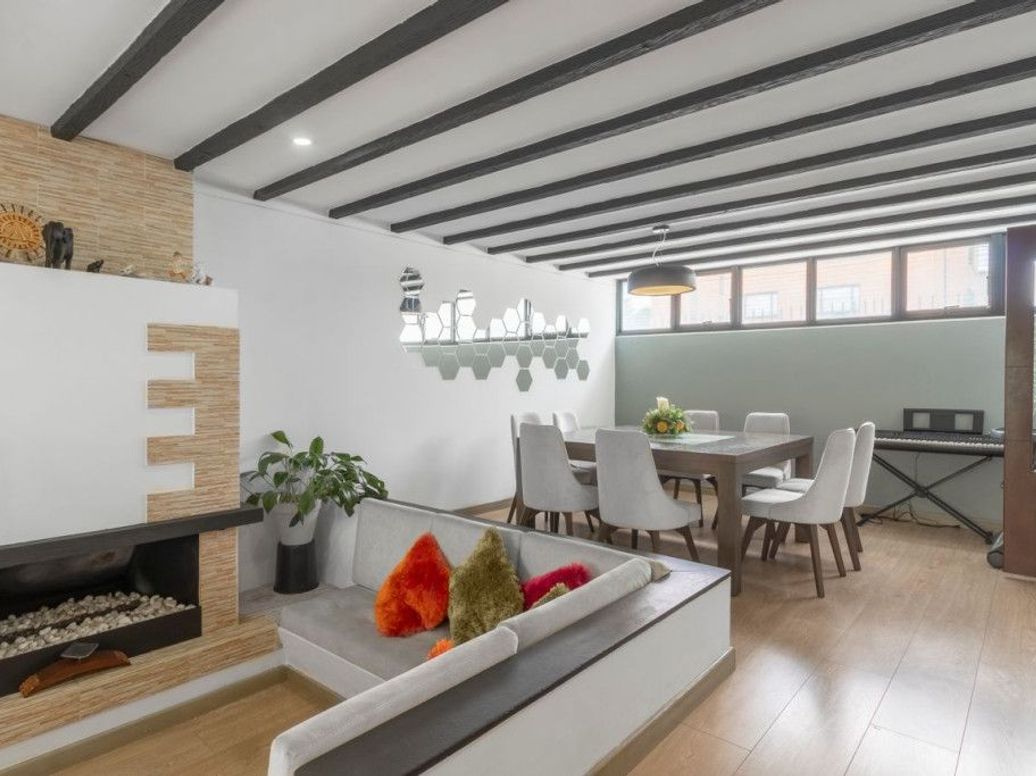 Casa de 4 alcobas en venta en Ciudad Jardín Norte, Bogotá, 196 m² · foto 3 de 20