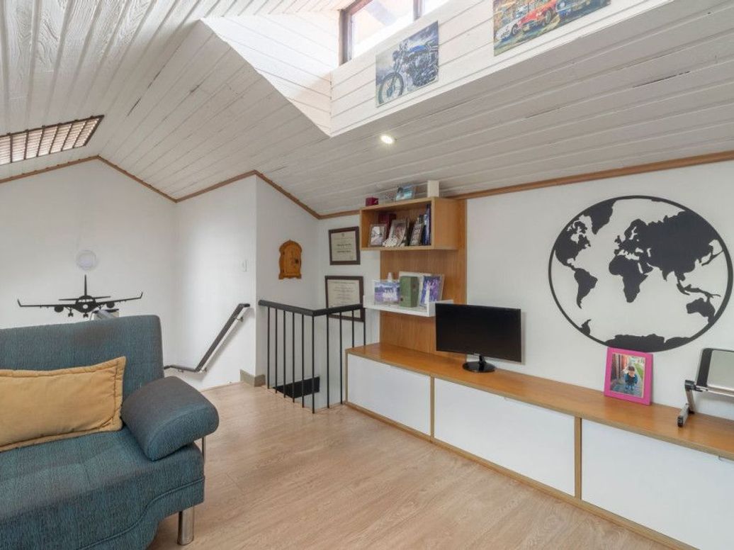Casa de 4 alcobas en venta en Ciudad Jardín Norte, Bogotá, 196 m² · foto 8 de 20