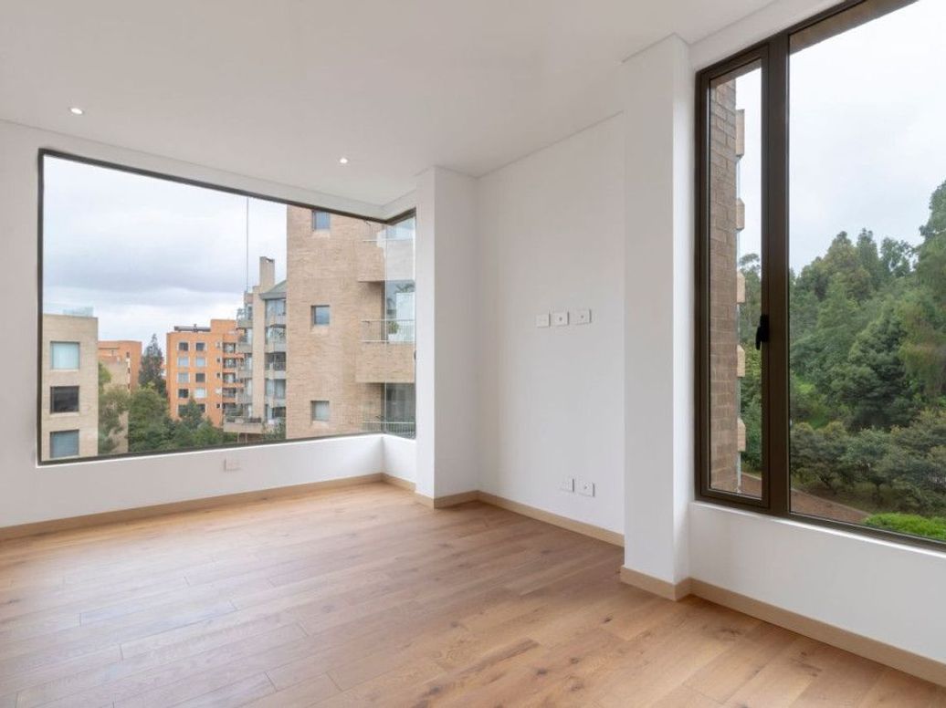 Apartamento de 3 alcobas en venta en Niza Suba, Bogotá, 177 m² · foto 8 de 20