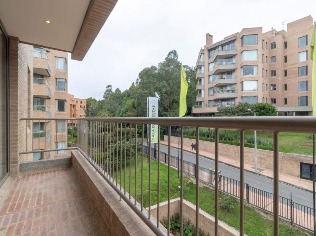 Apartamento de 3 alcobas en venta en Niza Suba, Bogotá, 177 m² · foto 10 de 20