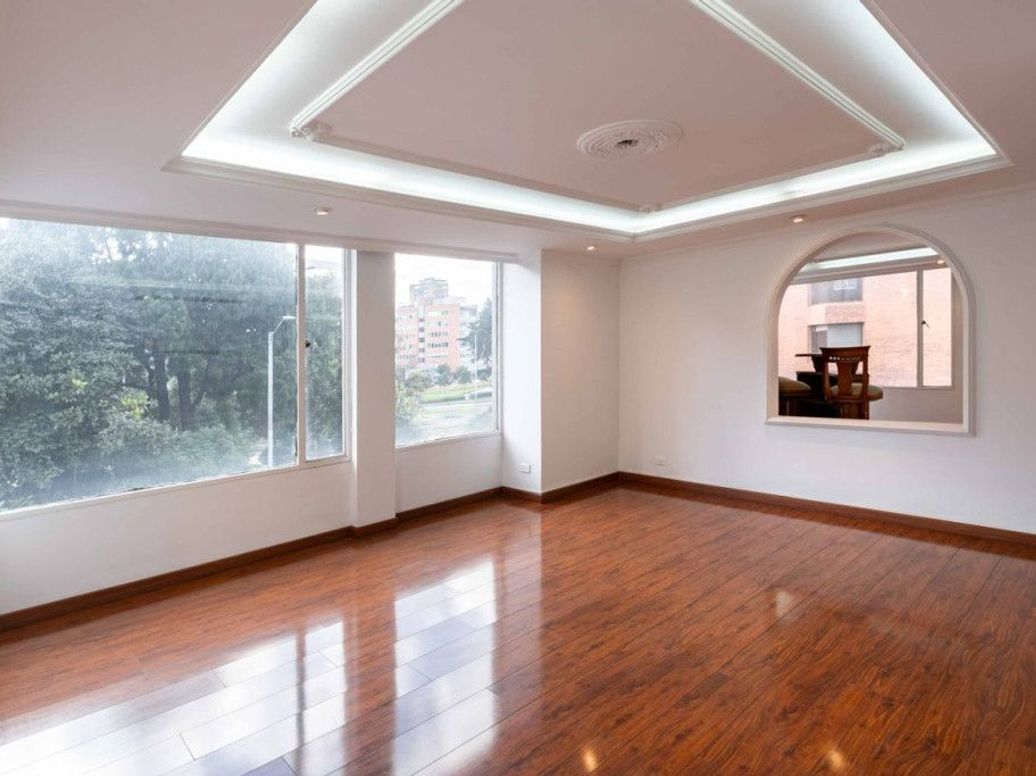 Apartamento de 3 alcobas en venta en Chico Norte Et. Iii, Bogotá, 213 m² · foto 5 de 20