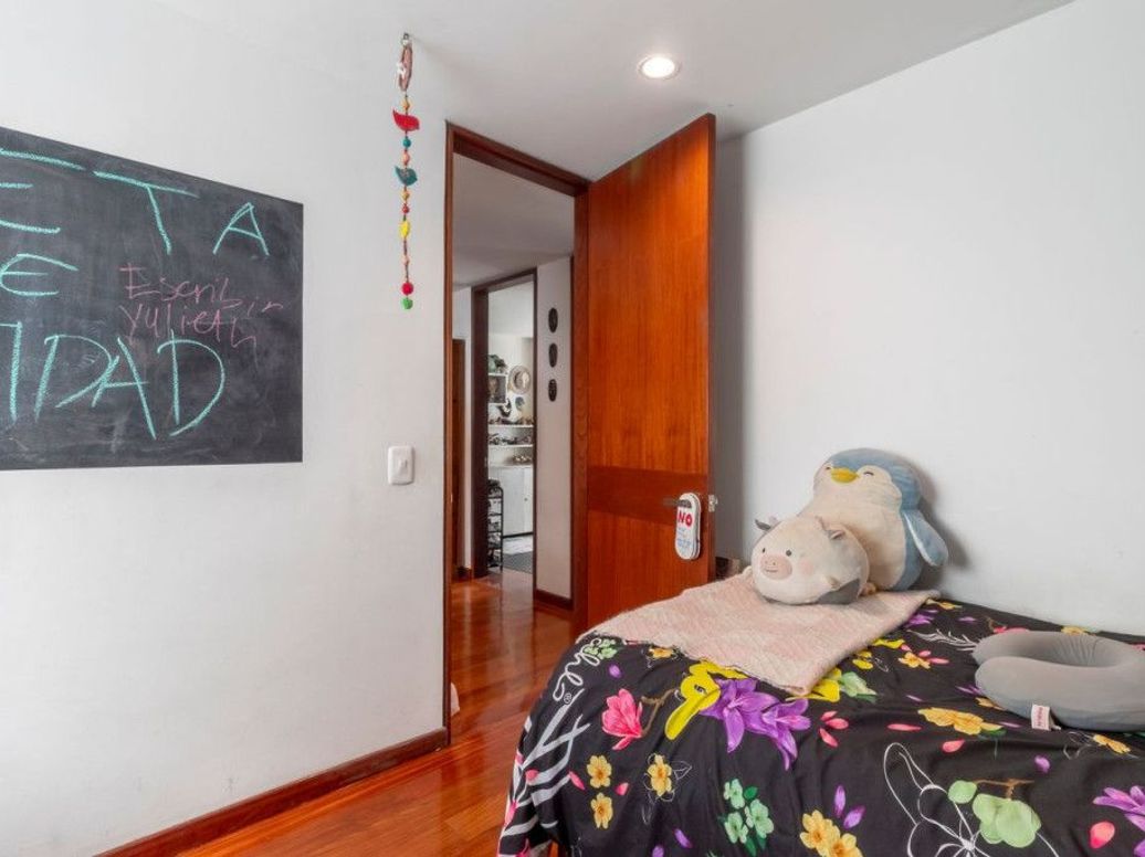 Apartamento de 4 alcobas en venta en Ingemar, Bogotá, 147 m² · foto 15 de 20