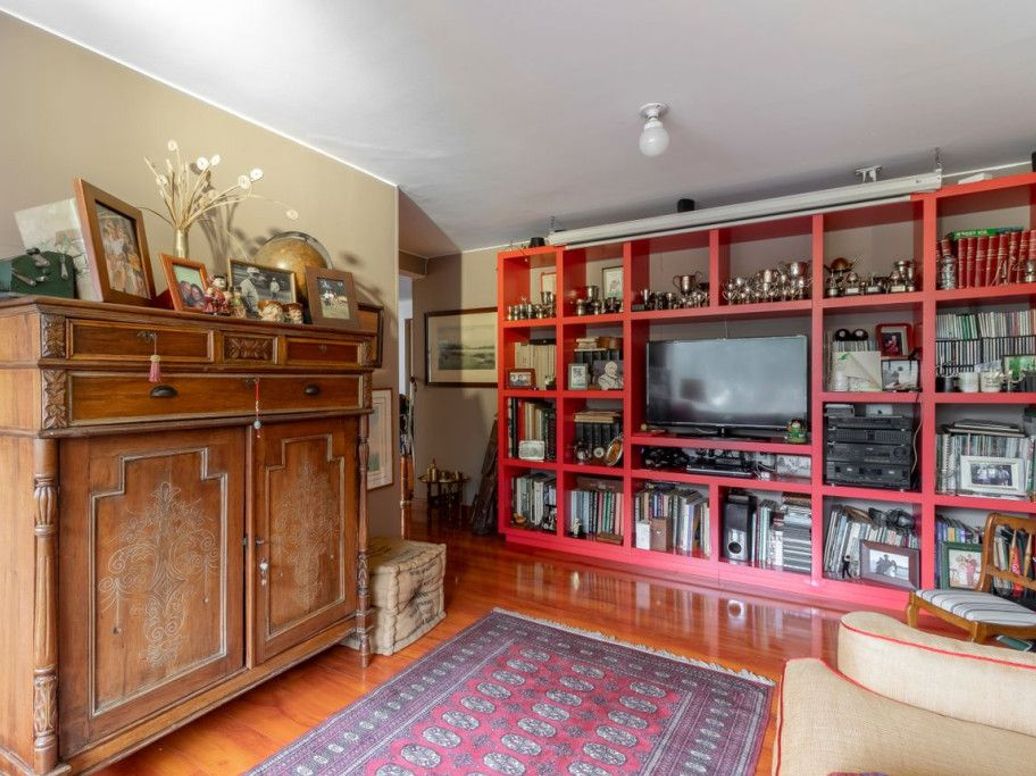 Apartamento de 3 alcobas en venta en Los Rosales, Bogotá, 244 m² · foto 20 de 20