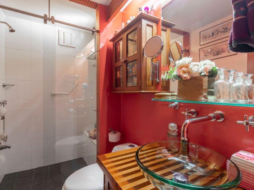 Apartamento de 3 alcobas en venta en Los Rosales, Bogotá, 244 m² · foto 17 de 20