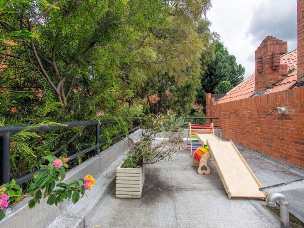 Apartamento de 4 alcobas en venta en Cerros De Santa Barbara, Bogotá, 254 m² · foto 12 de 20
