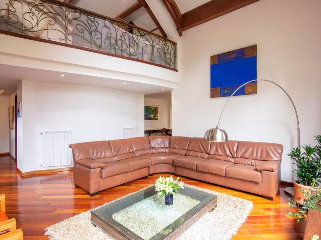 Apartamento de 4 alcobas en venta en Cerros De Santa Barbara, Bogotá, 254 m² · foto 4 de 20
