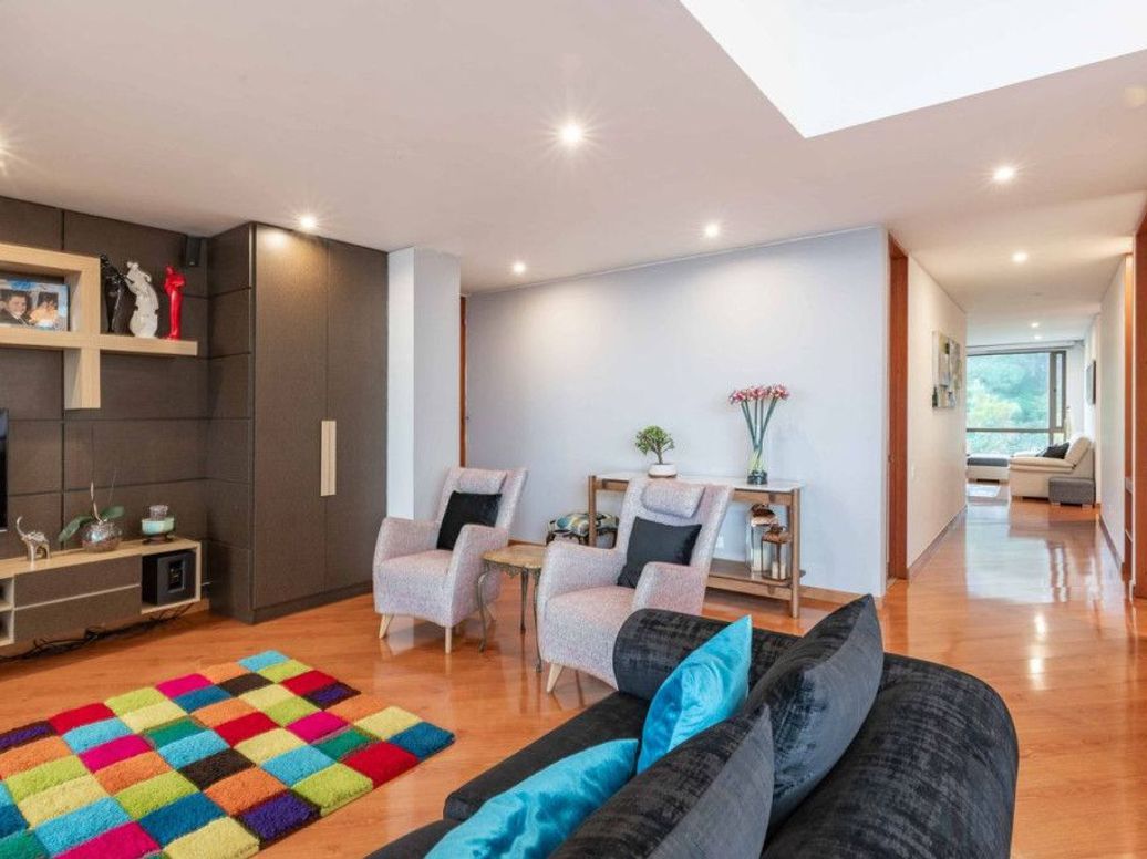 Apartamento de 3 alcobas en venta en El Plan, Bogotá, 204 m² · foto 10 de 20