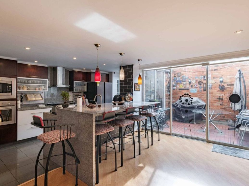 Apartamento de 4 alcobas en venta en San Patricio, Bogotá, 184 m² · foto 4 de 20