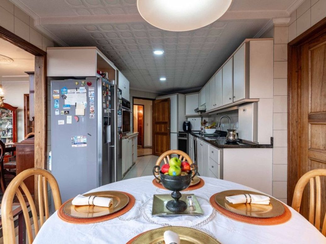 Apartamento de 3 alcobas en venta en Centro Norte Usaquen, Bogotá, 255 m² · foto 5 de 20