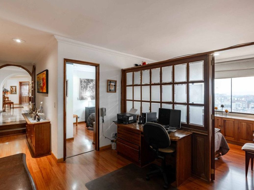Apartamento de 3 alcobas en venta en Centro Norte Usaquen, Bogotá, 255 m² · foto 13 de 20