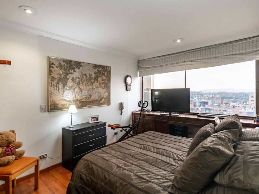 Apartamento de 3 alcobas en venta en Centro Norte Usaquen, Bogotá, 255 m² · foto 15 de 20