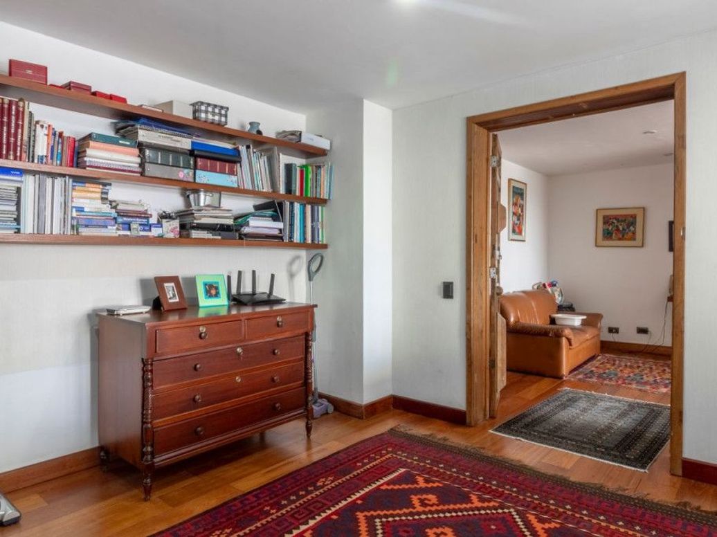 Apartamento de 4 alcobas en venta en El Seminario, Bogotá, 371 m² · foto 18 de 20