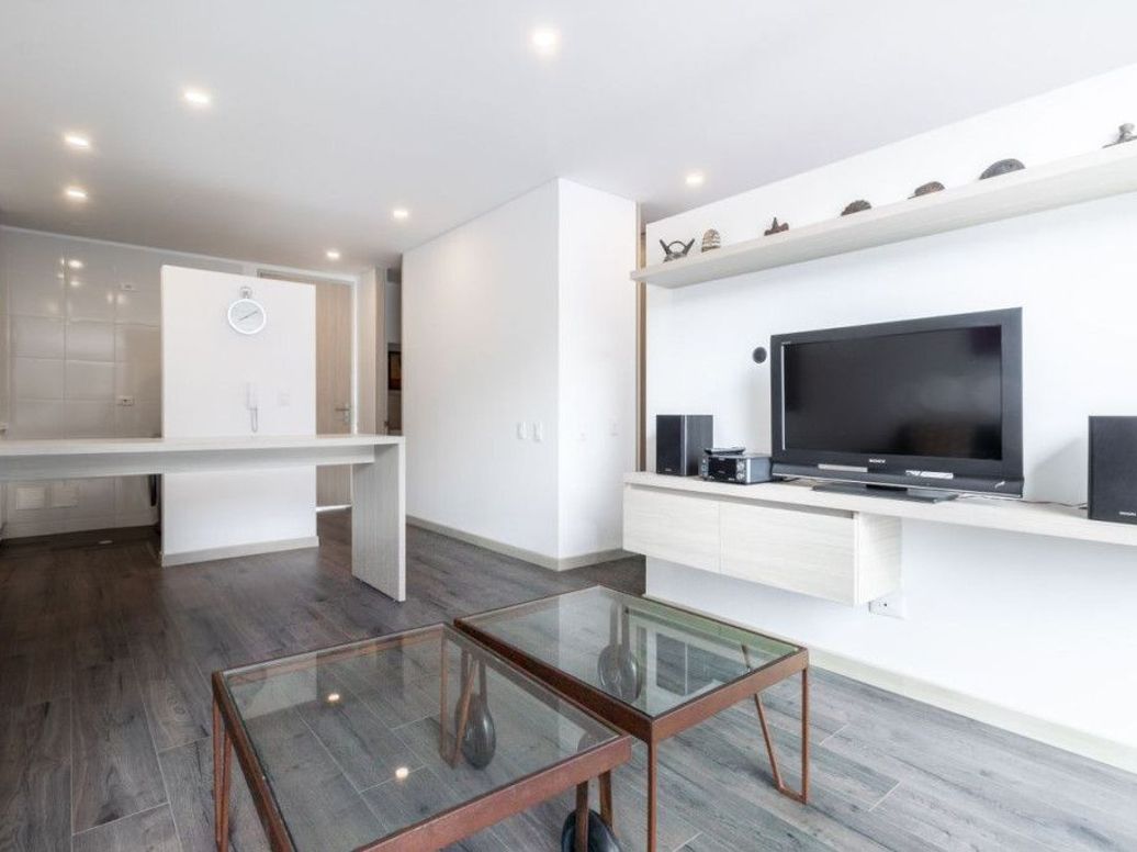 Apartamento de 1 alcoba en venta en Santa Barbara Oriental, Bogotá, 55 m² · foto 13 de 16