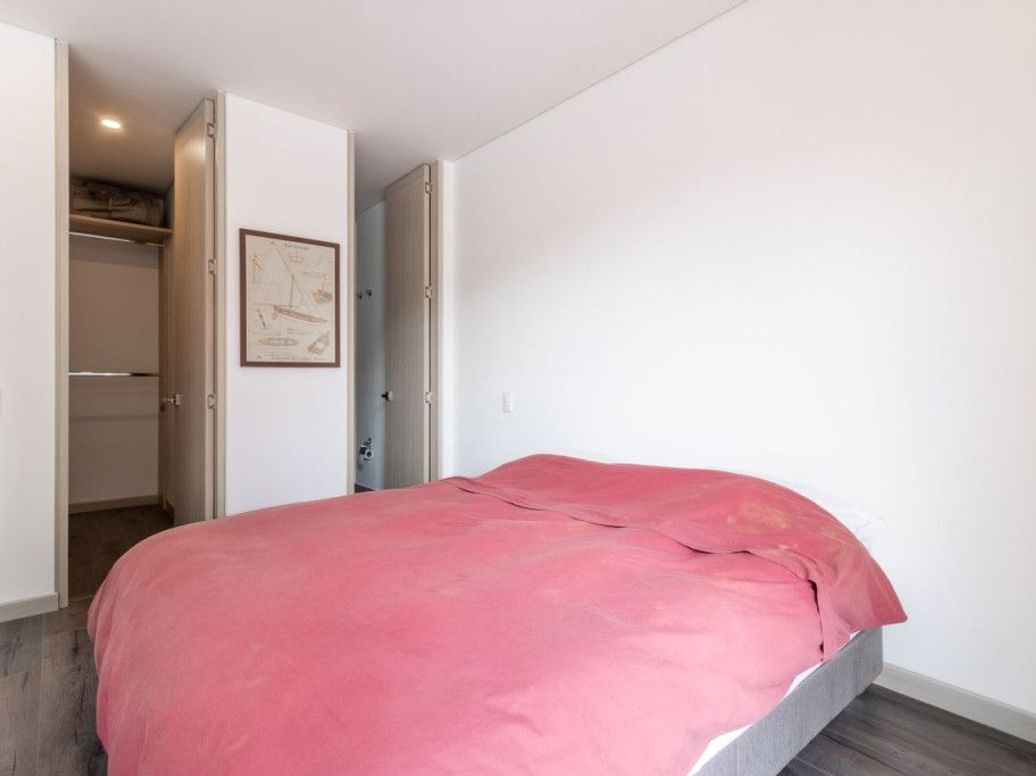 Apartamento de 1 alcoba en venta en Santa Barbara Oriental, Bogotá, 55 m² · foto 8 de 16
