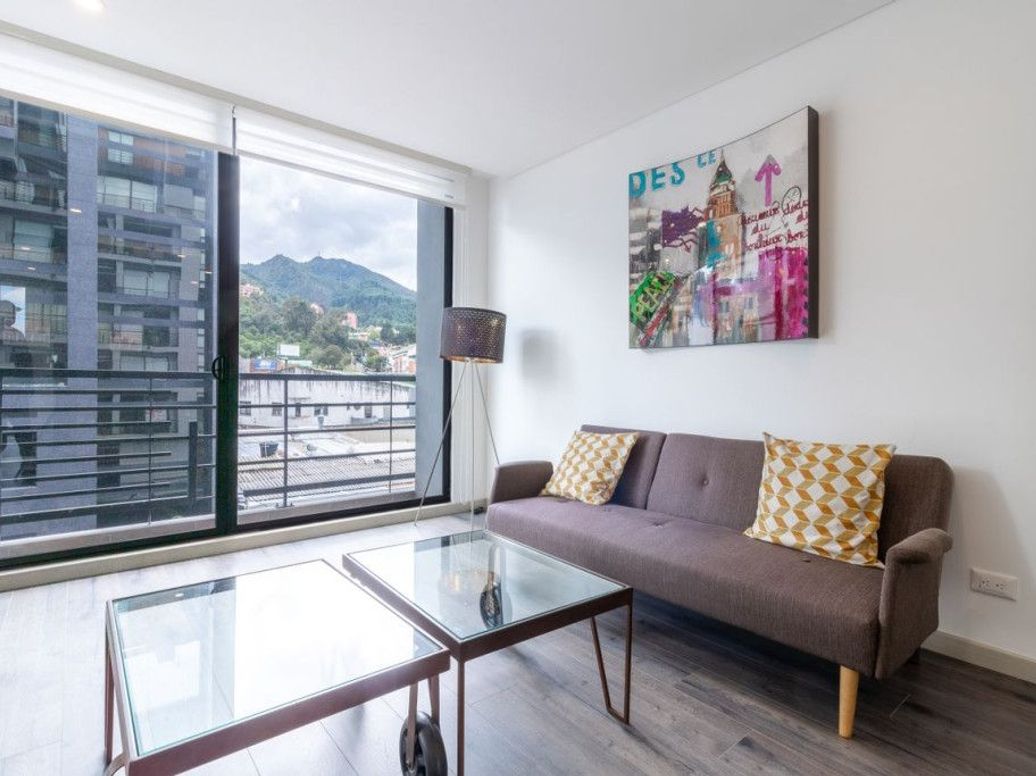 Apartamento de 1 alcoba en venta en Santa Barbara Oriental, Bogotá, 55 m² · foto 3 de 16