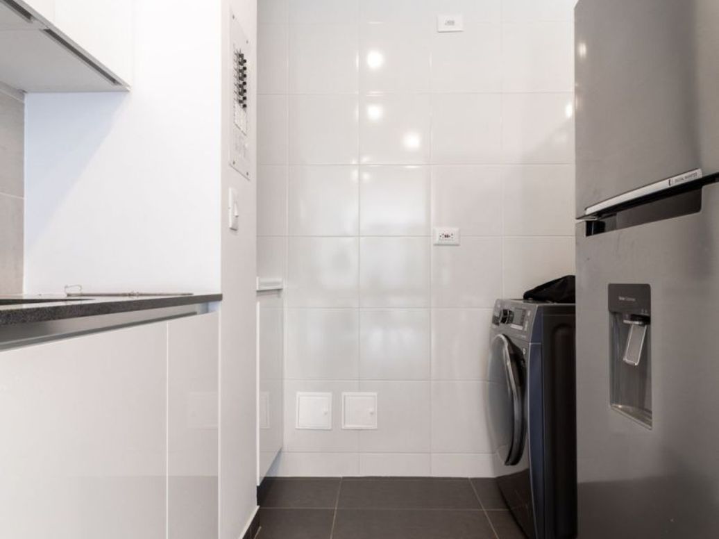 Apartamento de 1 alcoba en venta en Santa Barbara Oriental, Bogotá, 55 m² · foto 5 de 16