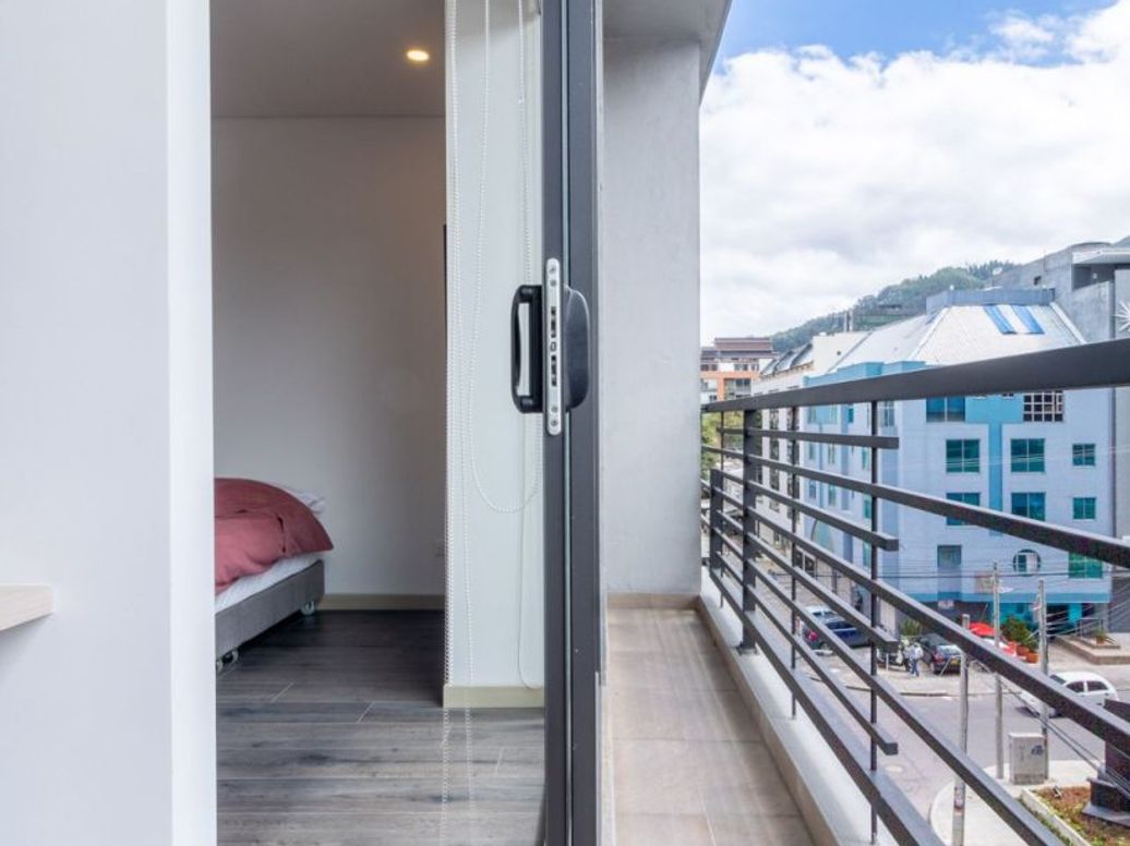 Apartamento de 1 alcoba en venta en Santa Barbara Oriental, Bogotá, 55 m² · foto 9 de 16