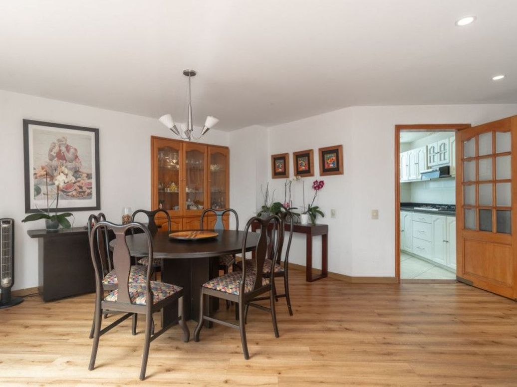 Apartamento de 3 alcobas en venta en Rincon Del Chicó, Bogotá, 153 m² · foto 5 de 20