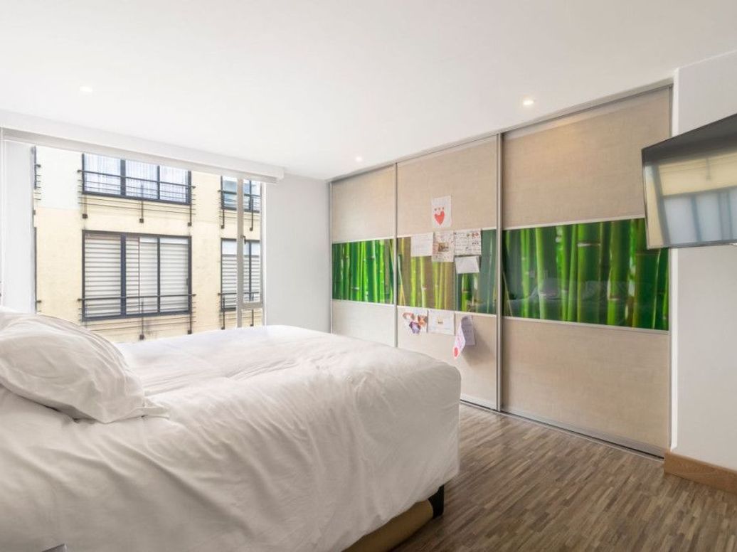 Apartamento de 3 alcobas en venta en San Patricio, Bogotá, 131 m² · foto 16 de 20