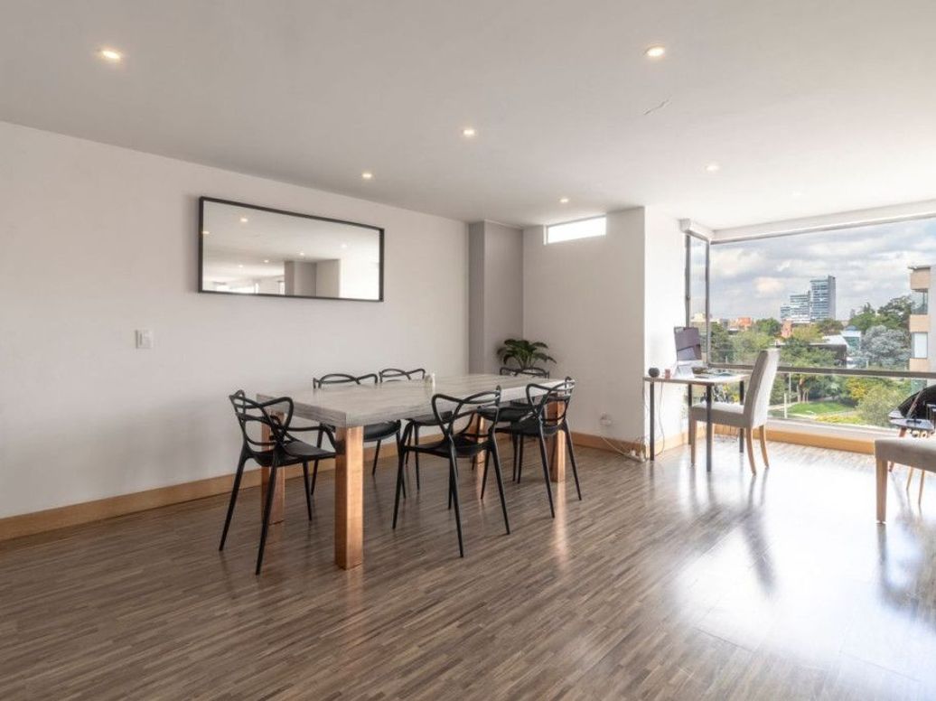 Apartamento de 3 alcobas en venta en San Patricio, Bogotá, 131 m² · foto 7 de 20