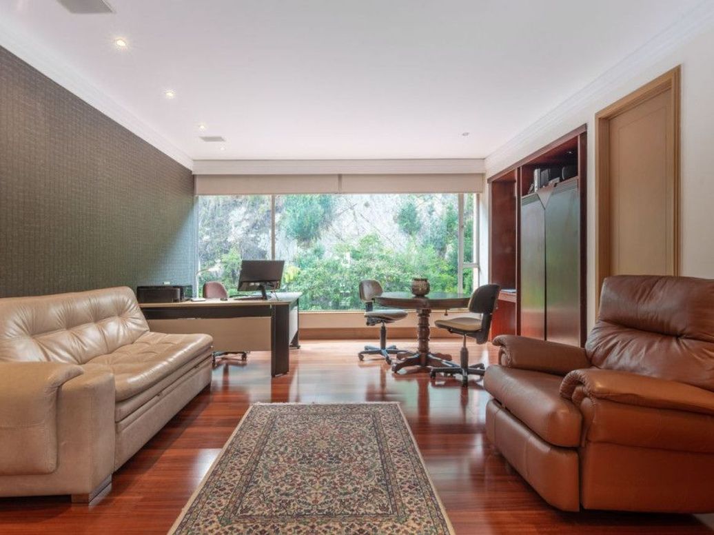 Apartamento de 4 alcobas en venta en Cerros De Santa Barbara, Bogotá, 404 m² · foto 9 de 20