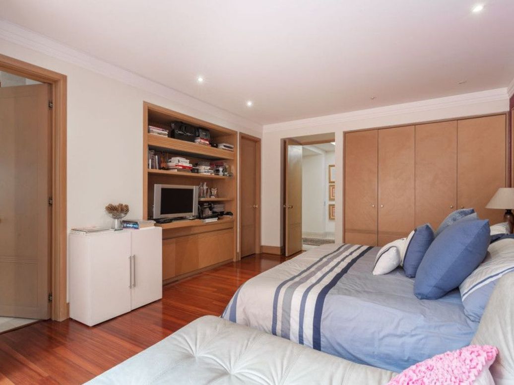 Apartamento de 4 alcobas en venta en Cerros De Santa Barbara, Bogotá, 404 m² · foto 20 de 20